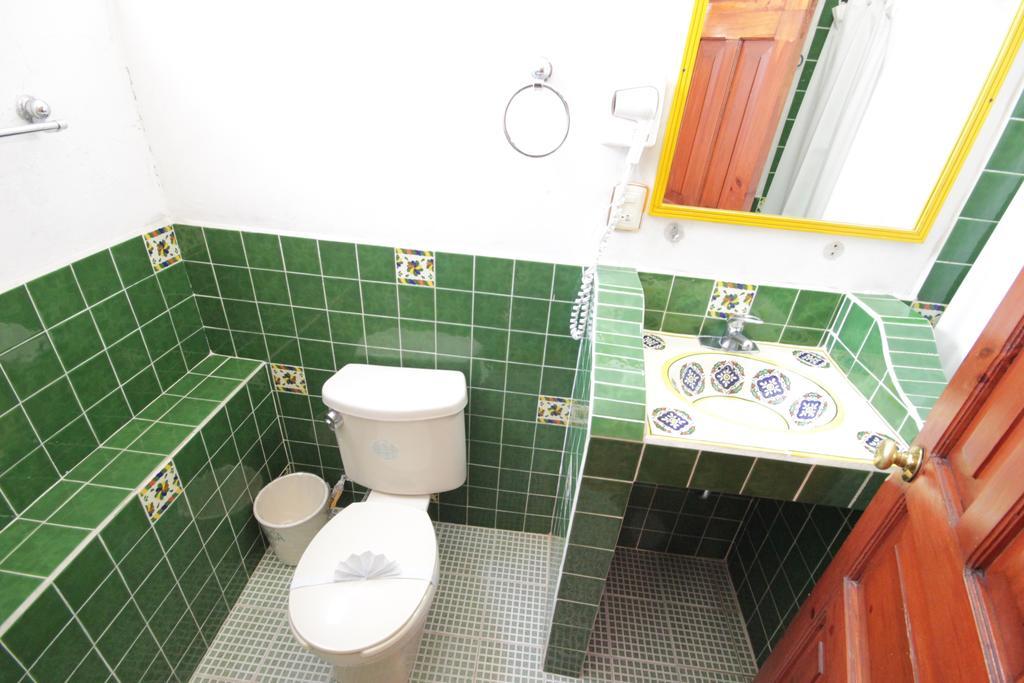 Hotel Plaza Santo Domingo San Cristóbal de Las Casas 객실 사진