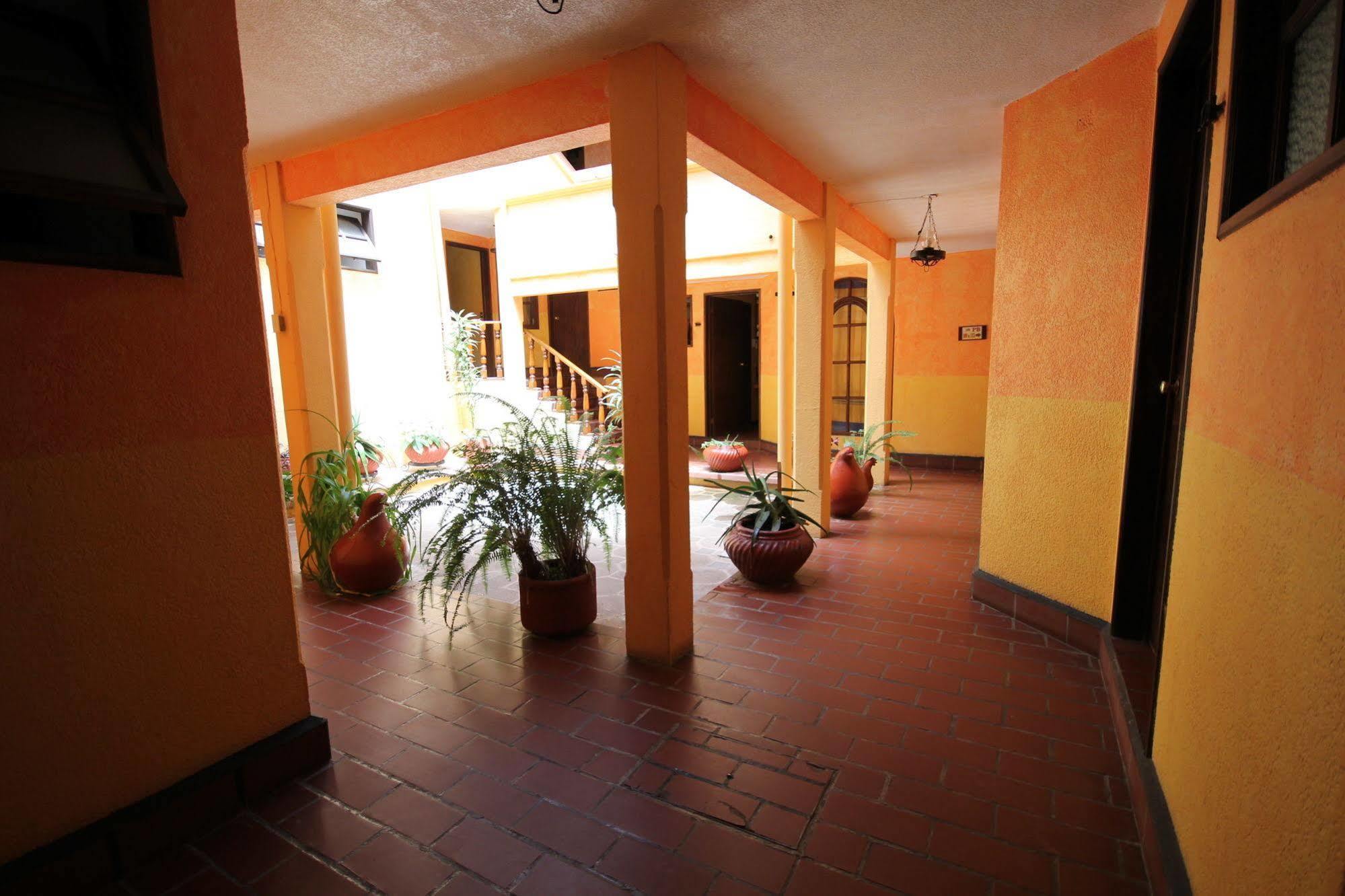 Hotel Plaza Santo Domingo San Cristóbal de Las Casas 외부 사진